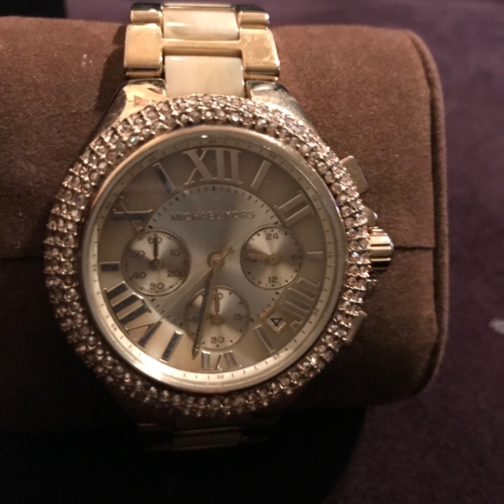Mk watch - Picture 2 of 4